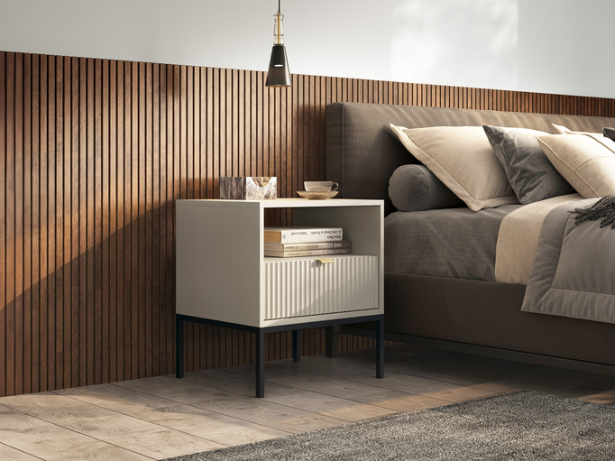 Stolik nocny Kioto w kolorze cashmere z czarnymi nóżkami