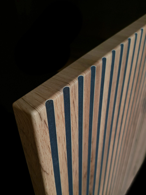 Witryna Lagos 166cm wysokość 2D1SZ z metalowymi nóżkami w kolorze Czarnym + LED